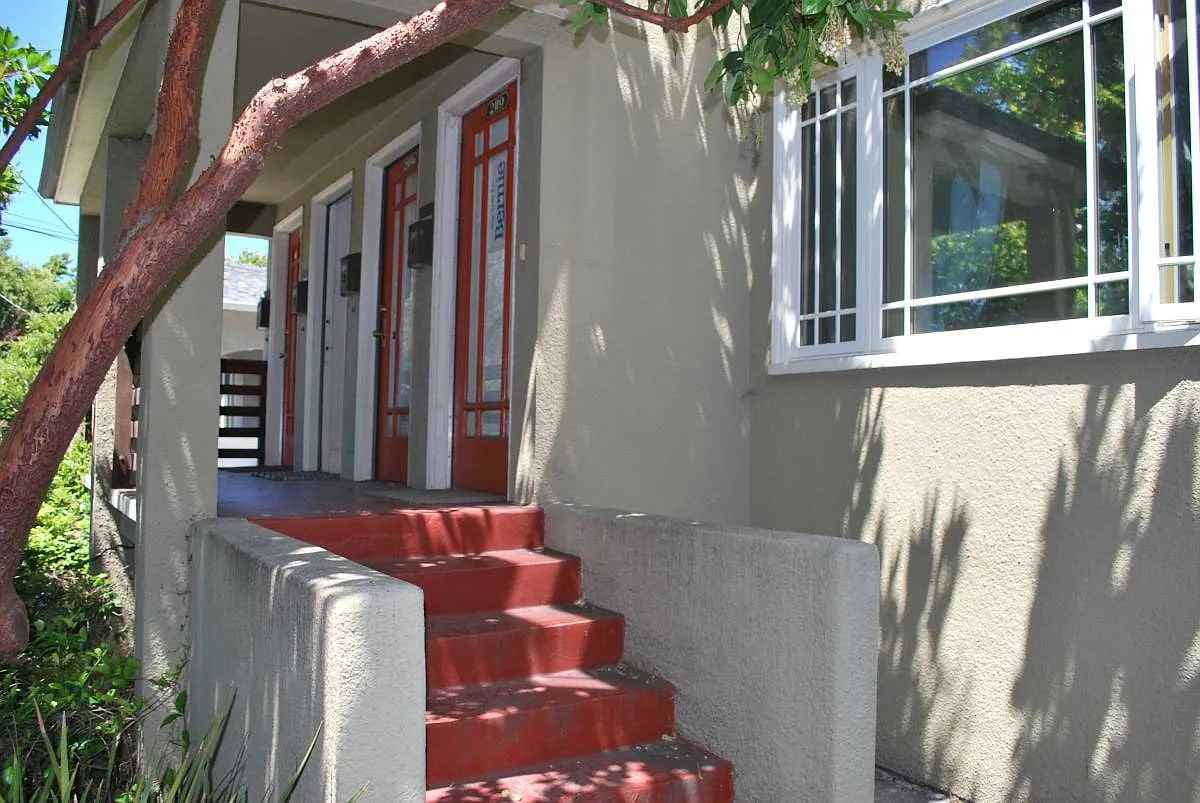 2117 Sacramento St - Photo 4 of 14