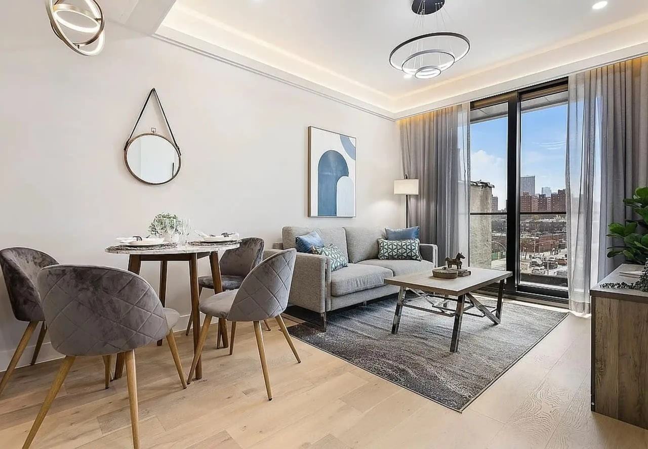 1136 31St Ave - Photo 3 of 8