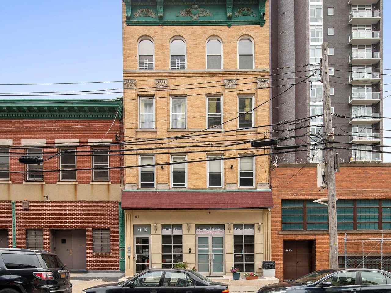 1136 31St Ave - Photo 7 of 8