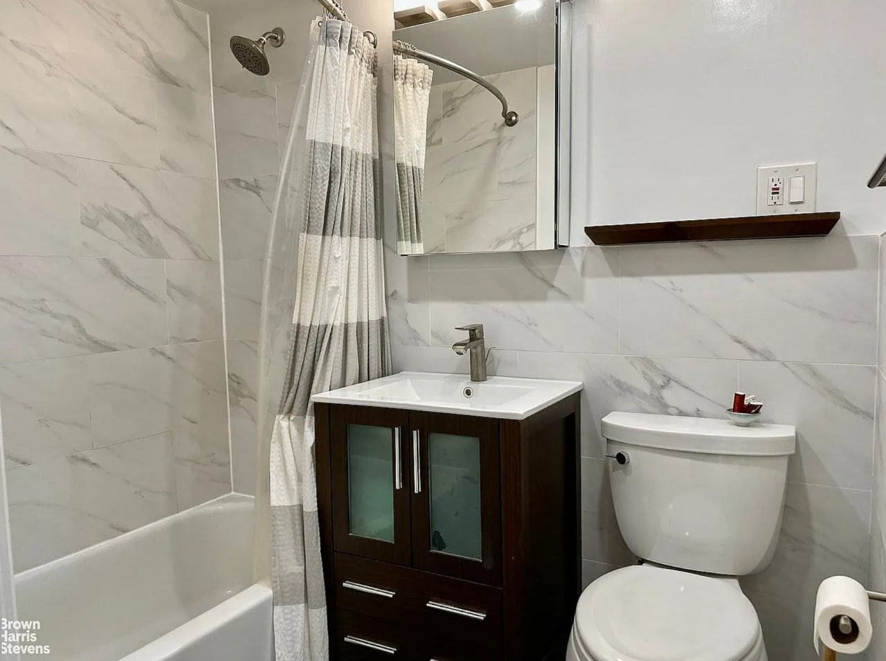 1443 28Th Ave - Photo 5 of 8