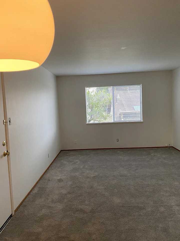 2360 Woolsey St - Photo 2 of 16