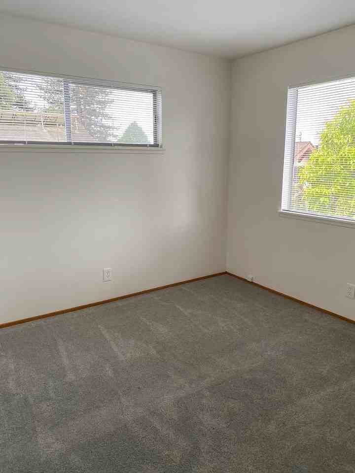 2360 Woolsey St - Photo 4 of 16