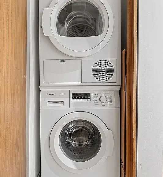 151 W 21st St - Photo 6 of 6