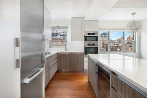 featured image of 11 5th Ave #N17