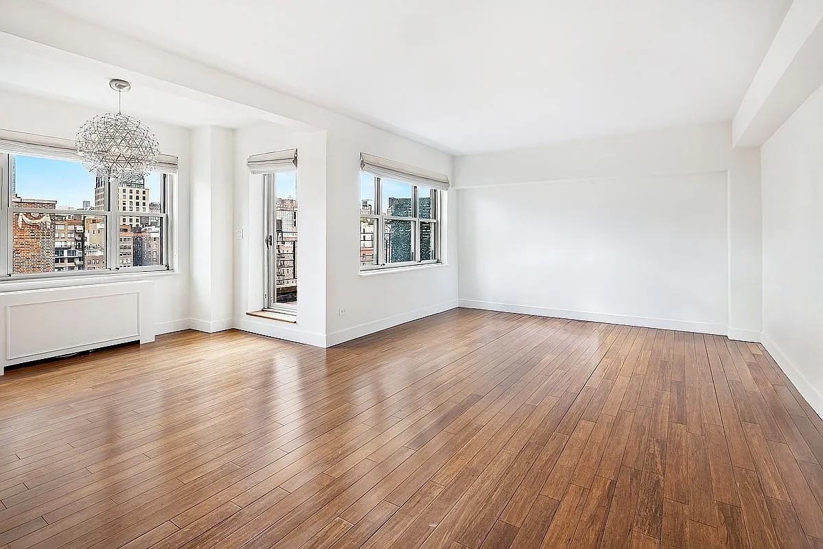 11 5th Ave #N17 - Photo 2 of 6