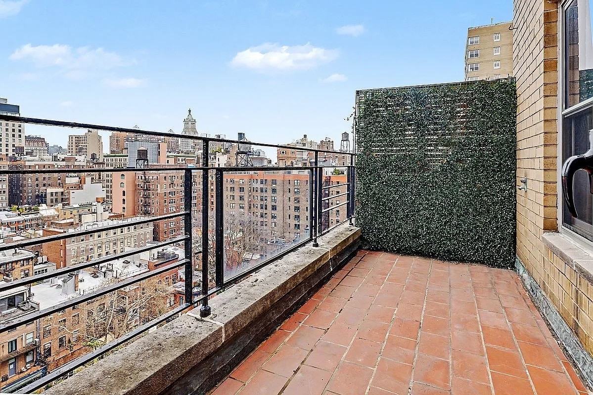 11 5th Ave #N17 - Photo 6 of 6