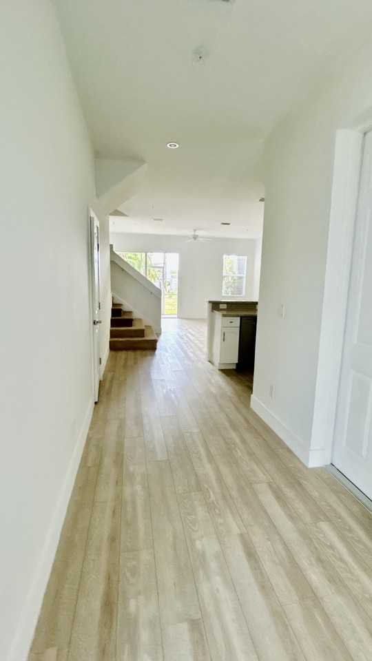 13420 Hidden Palms Cv #26 - Photo 6 of 8