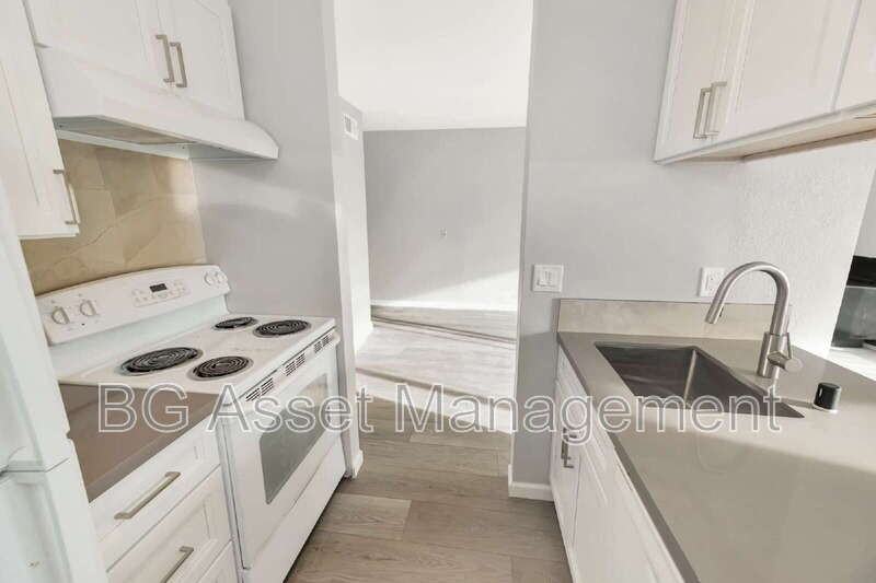 10 Lee St #4 - Photo 7 of 20