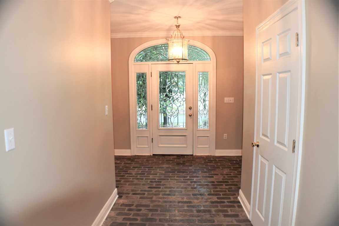 238 W Canebrake Blvd - Photo 3 of 39