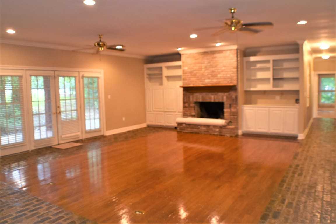 238 W Canebrake Blvd - Photo 5 of 39