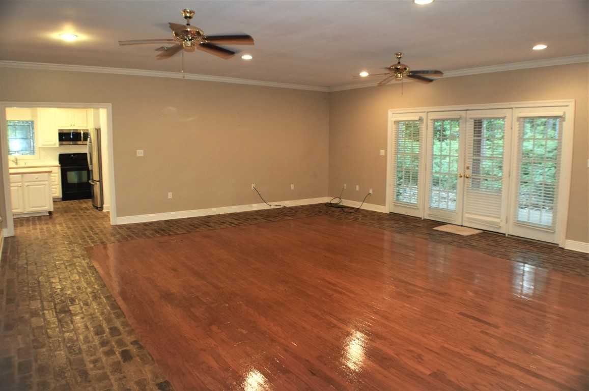 238 W Canebrake Blvd - Photo 6 of 39