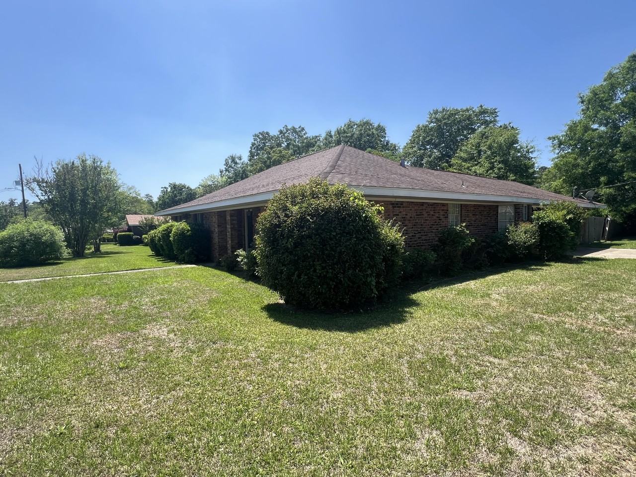 1008 N 30th Ave - Photo 3 of 21