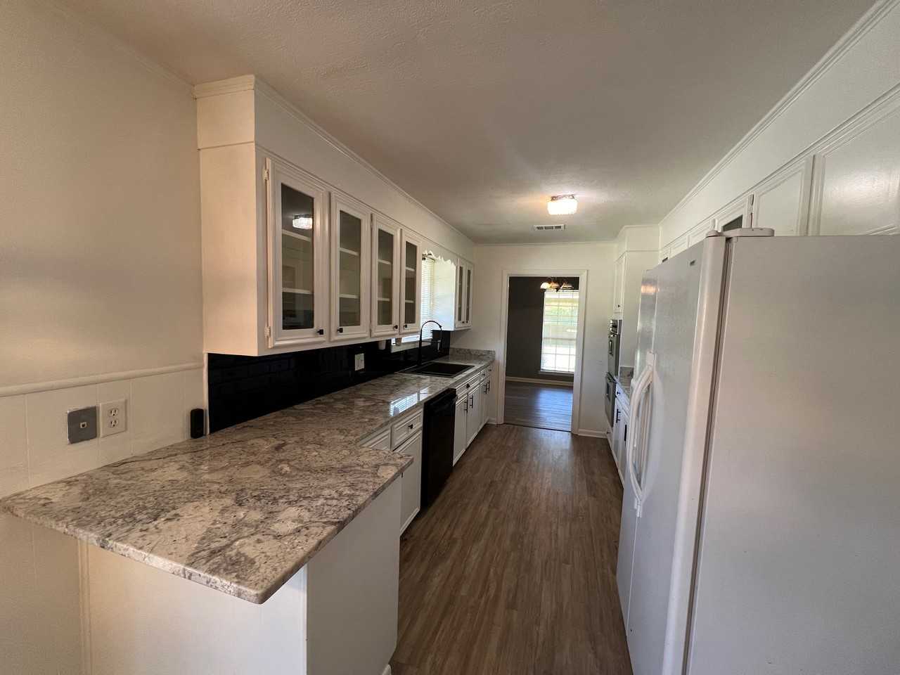 1008 N 30th Ave - Photo 5 of 21