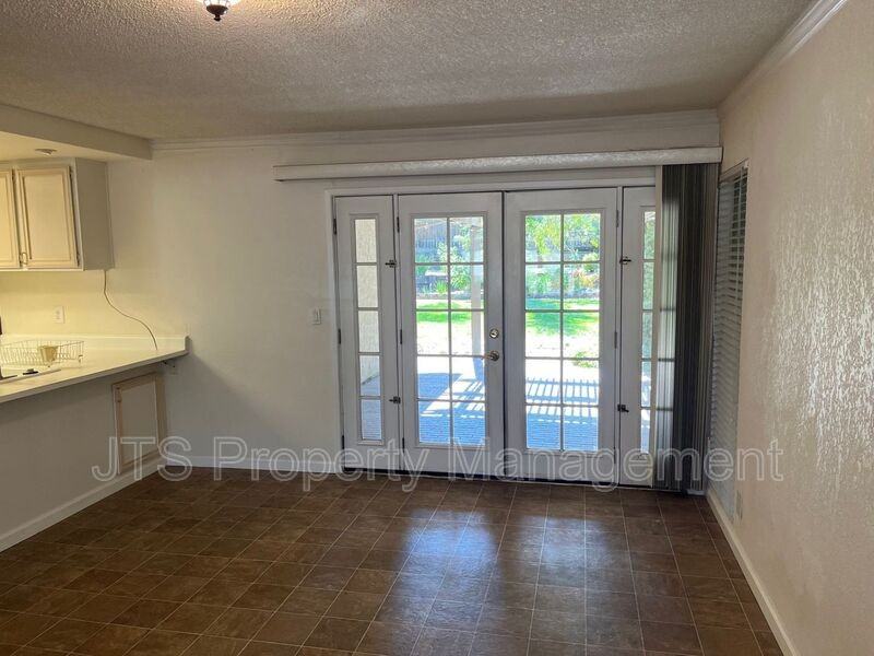 6830 Mellodora Dr - Photo 3 of 15