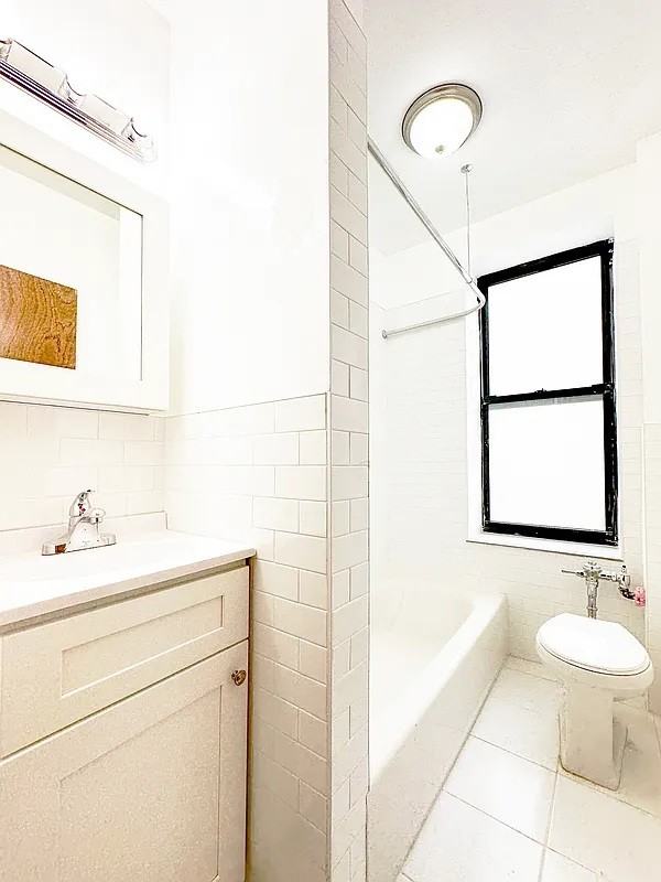 16620 90Th Ave - Photo 6 of 9