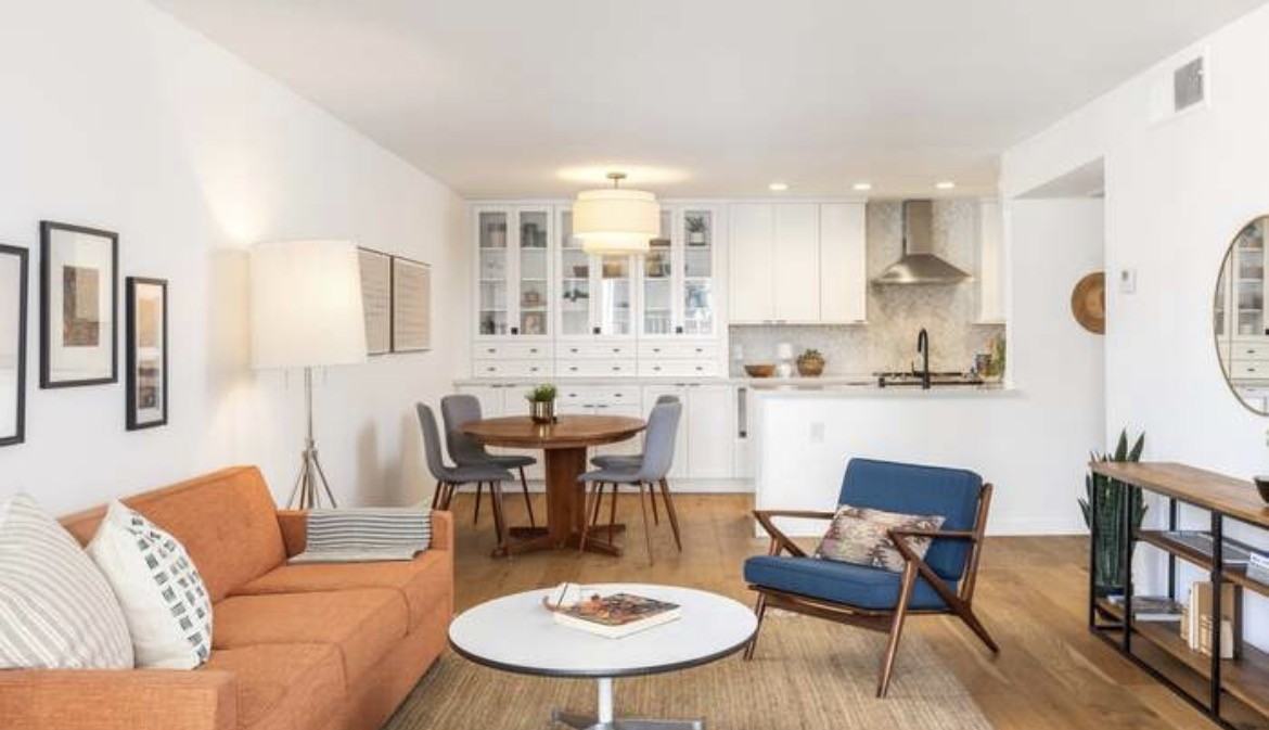 8530 Holloway Dr #307 - Photo 3 of 12