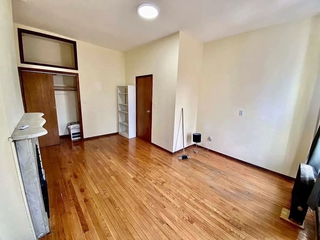 116 Ryerson St - Photo 7 of 7