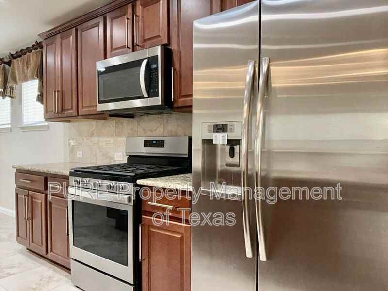 509 Rockport St - Photo 5 of 29