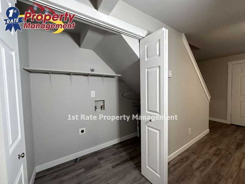 6474 W Douglas St - Photo 4 of 21