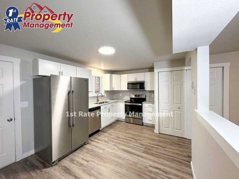 6474 W Douglas St - Photo 5 of 21