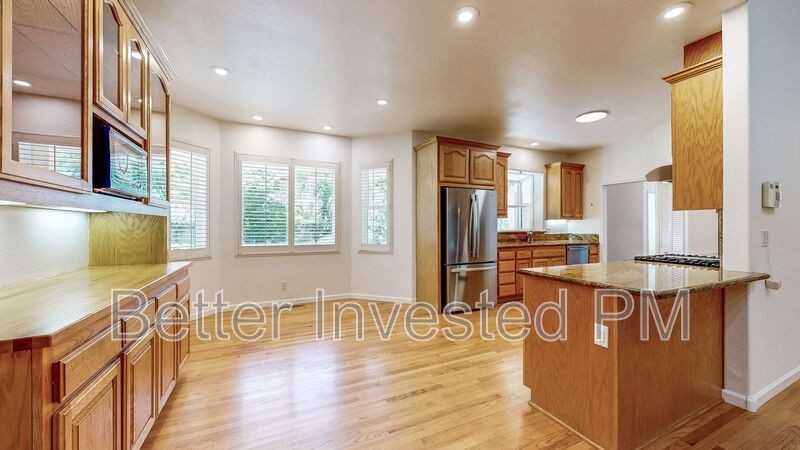 106 Lafayette Dr - Photo 5 of 35