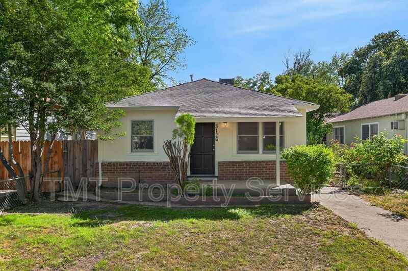 3126 B St - Photo 6 of 15