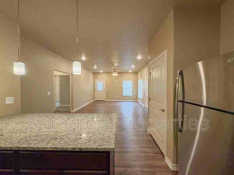 1075 Hibiscus Unit B - Photo 5 of 12