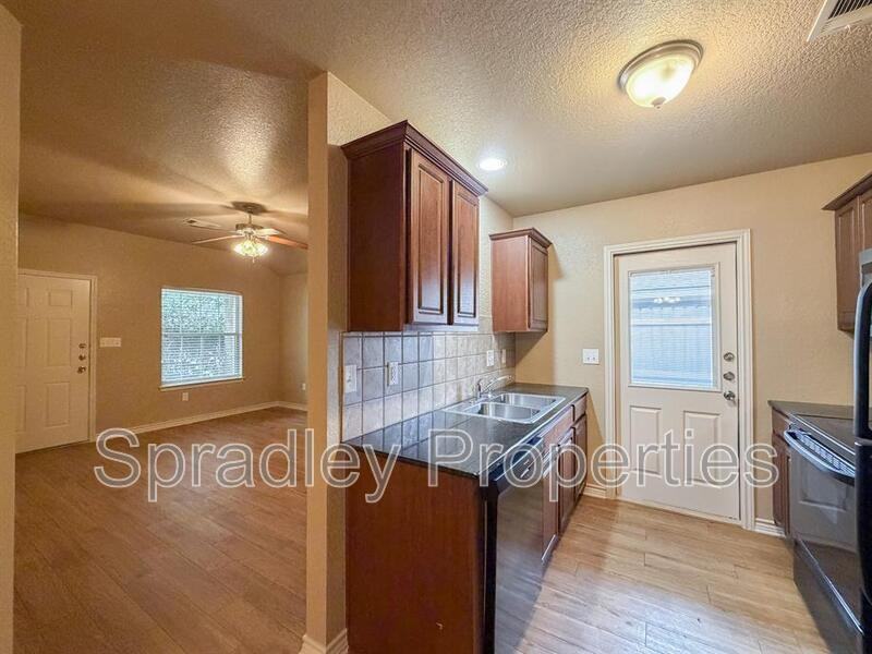 208A Andy Ln - Photo 3 of 20