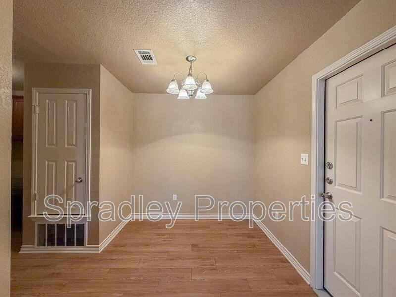 208A Andy Ln - Photo 5 of 20