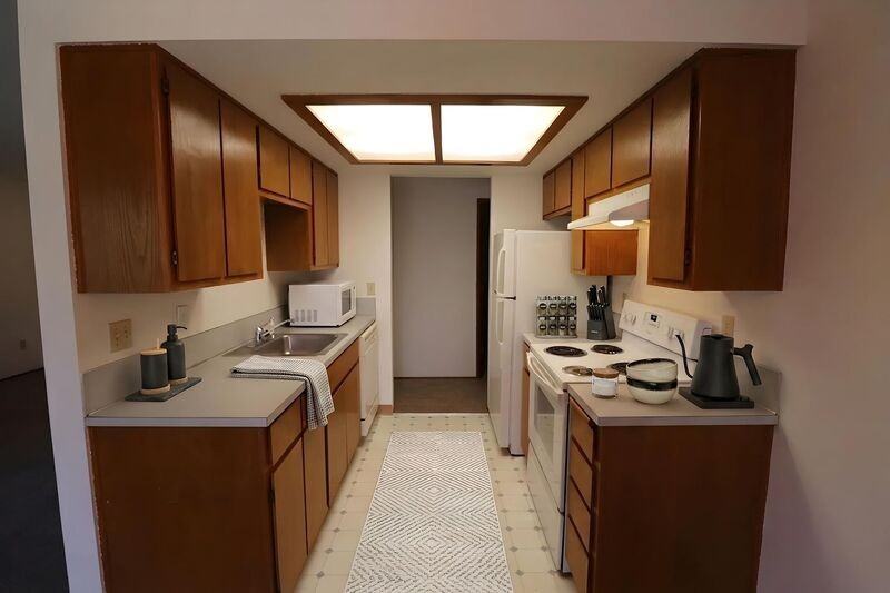 10634 Sw 49th Ave - Photo 2 of 34