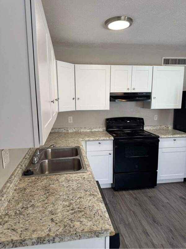 17151 Ranch Country Rd - Photo 3 of 17