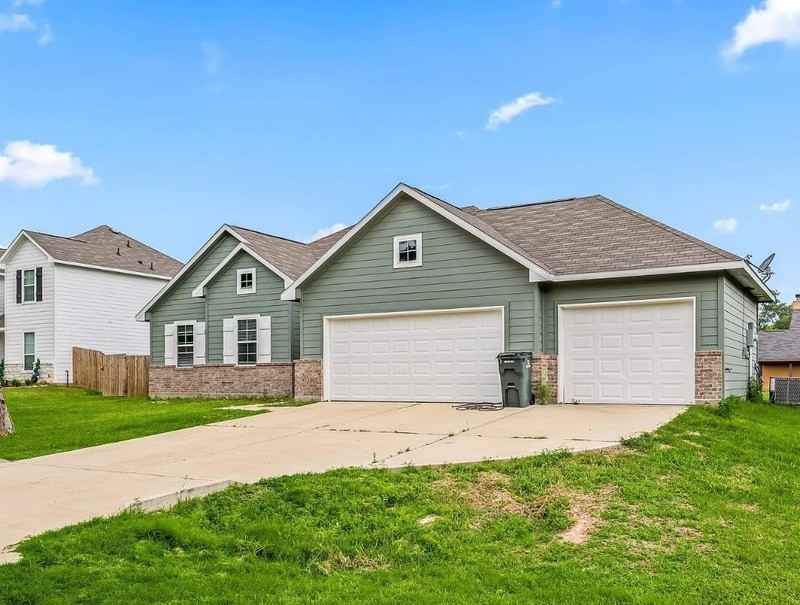26579 Pin Oak Dr - Photo 4 of 28