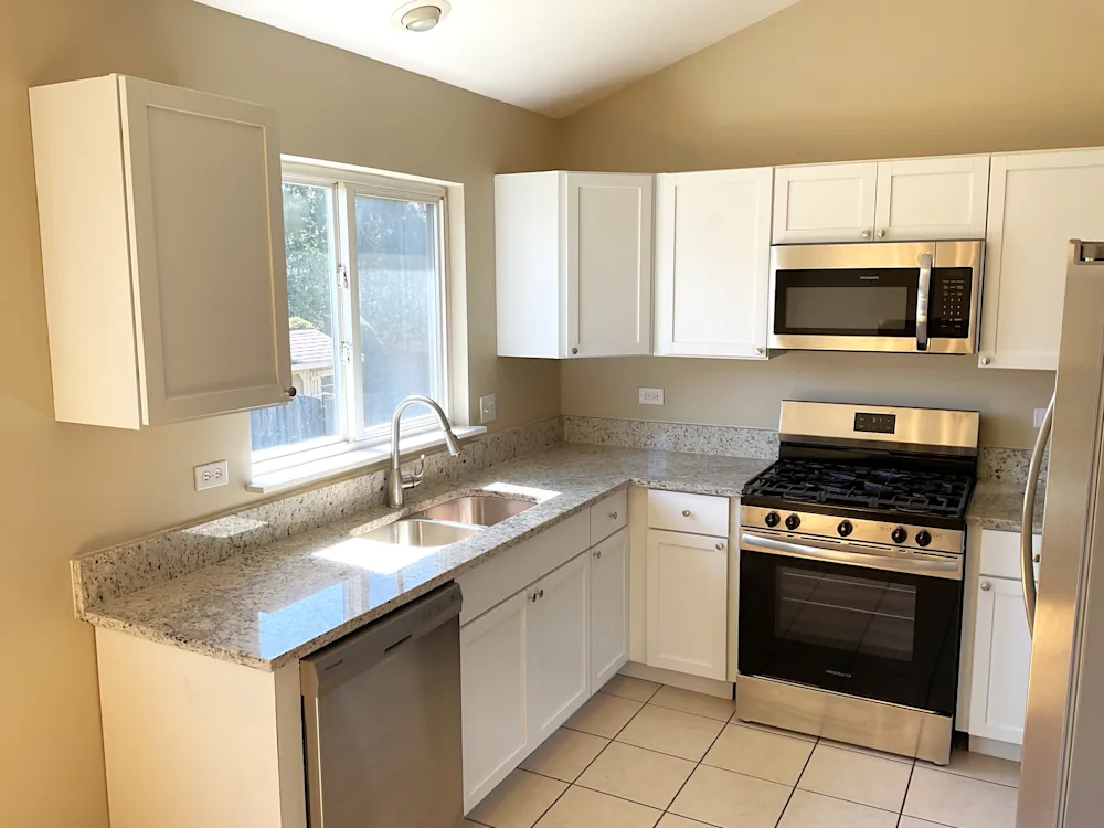 1324 Locust Ct #NA - Photo 2 of 11