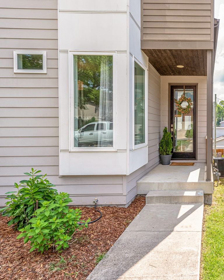 428 36th Ave N #NA - Photo 2 of 18