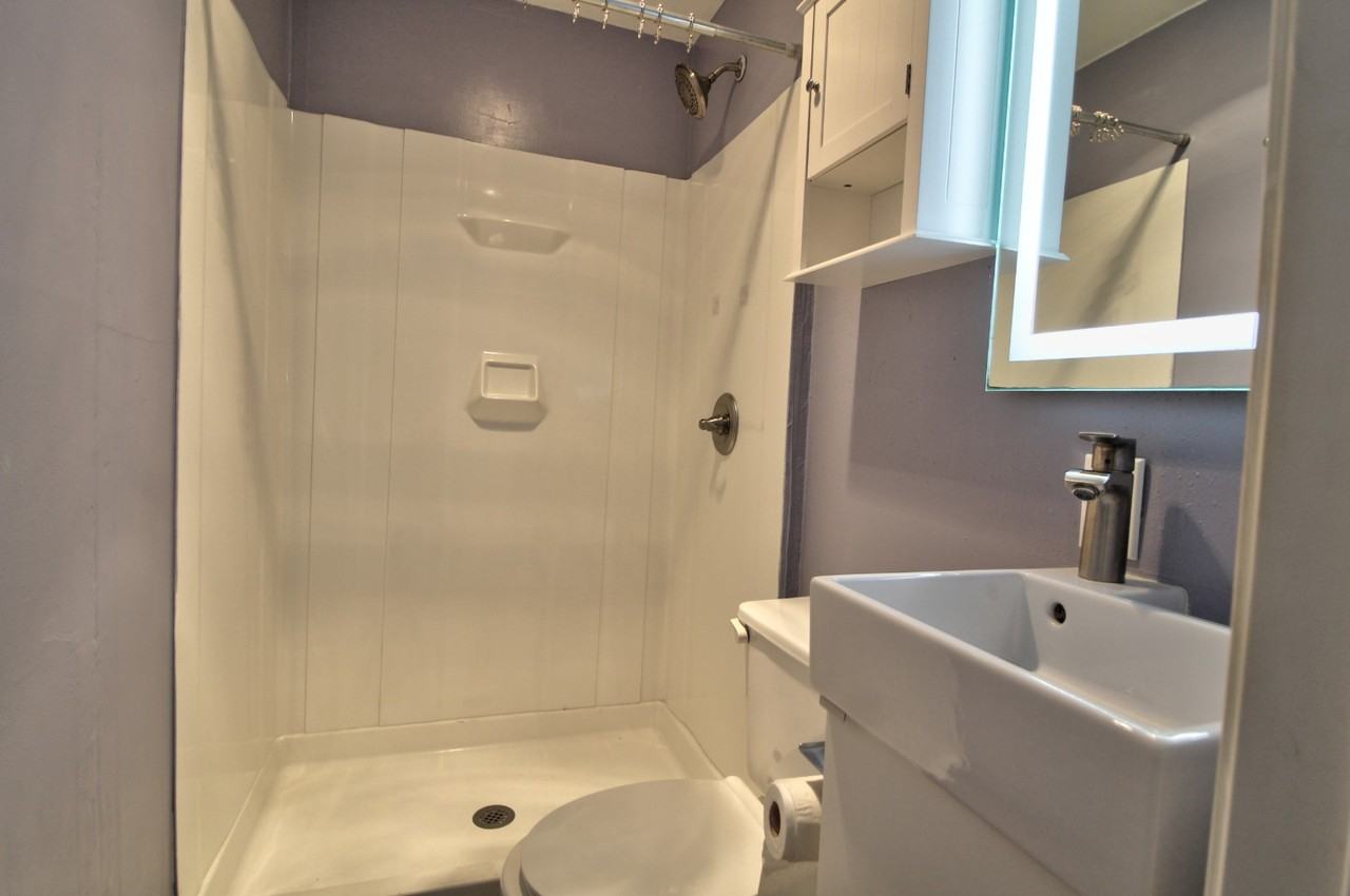 16605 Ne 87th St - Photo 7 of 12