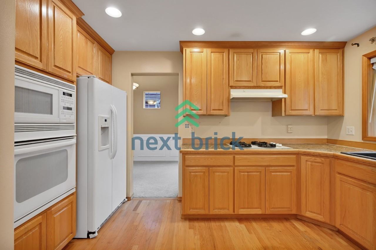 18503 12th Dr Se - Photo 7 of 26