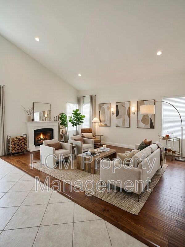 827 S Shanada Ct - Photo 4 of 26