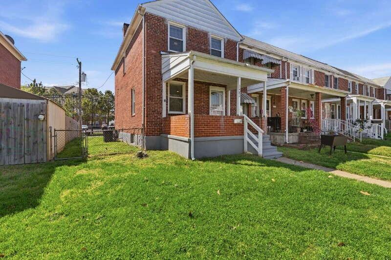 3482 Dunhaven Rd - Photo 3 of 29