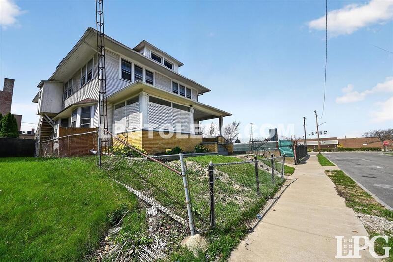 414 Platt St - Photo 2 of 27