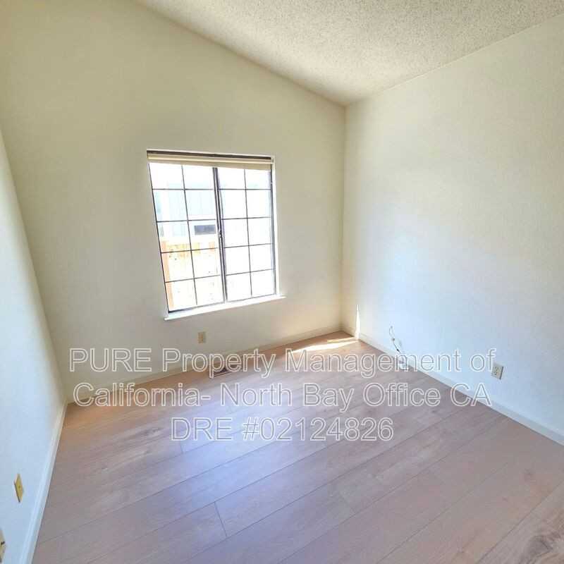 869 Maria Dr - Photo 5 of 18