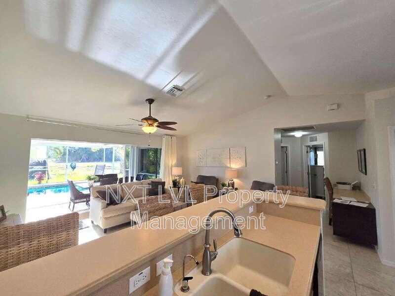 1243 Nw 22nd Ave - Photo 5 of 21