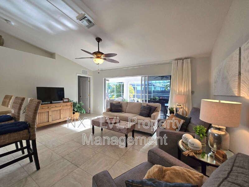 1243 Nw 22nd Ave - Photo 6 of 21