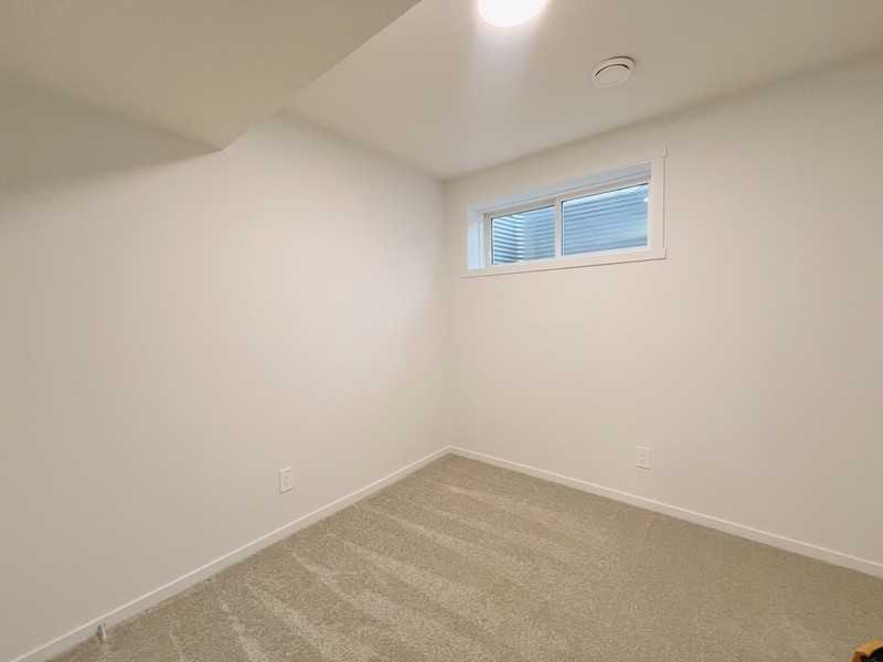 3435 169 St Sw - Photo 6 of 13