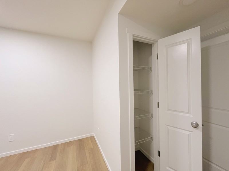 3435 169 St Sw - Photo 7 of 13