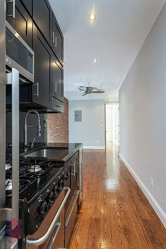 5 W 103rd St #3FE - Photo 4 of 5