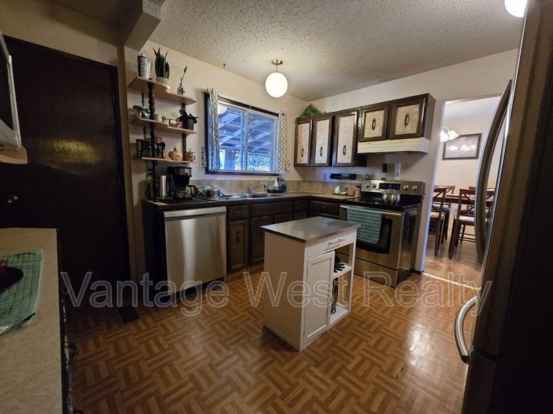 1265 - Photo 3 of 25