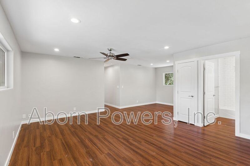 2760 Coloma St #15 - Photo 2 of 20