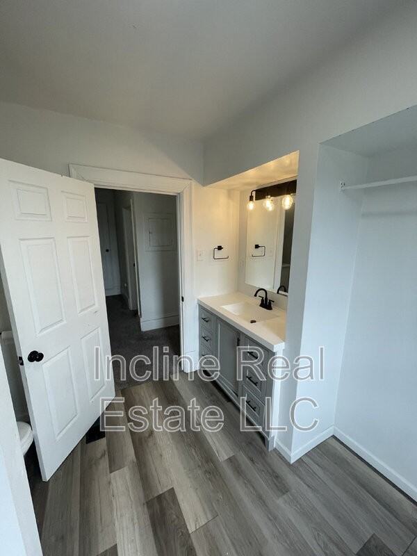 561 2nd St - Photo 5 of 26