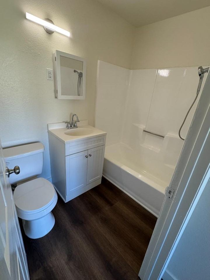 3855 Stobbs Way - Photo 7 of 10