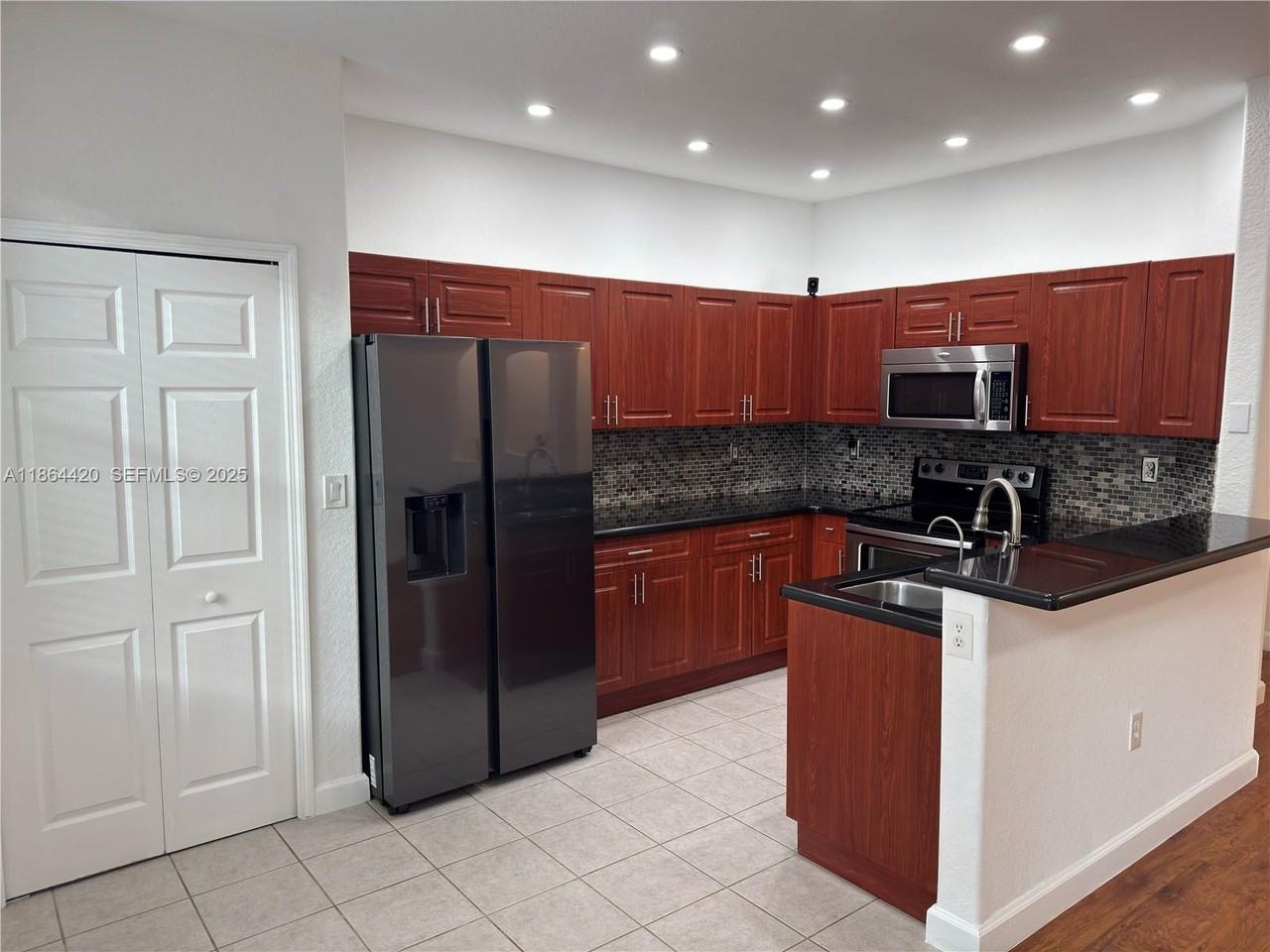 7862 Northwest 109th Path - Photo 2 of 38